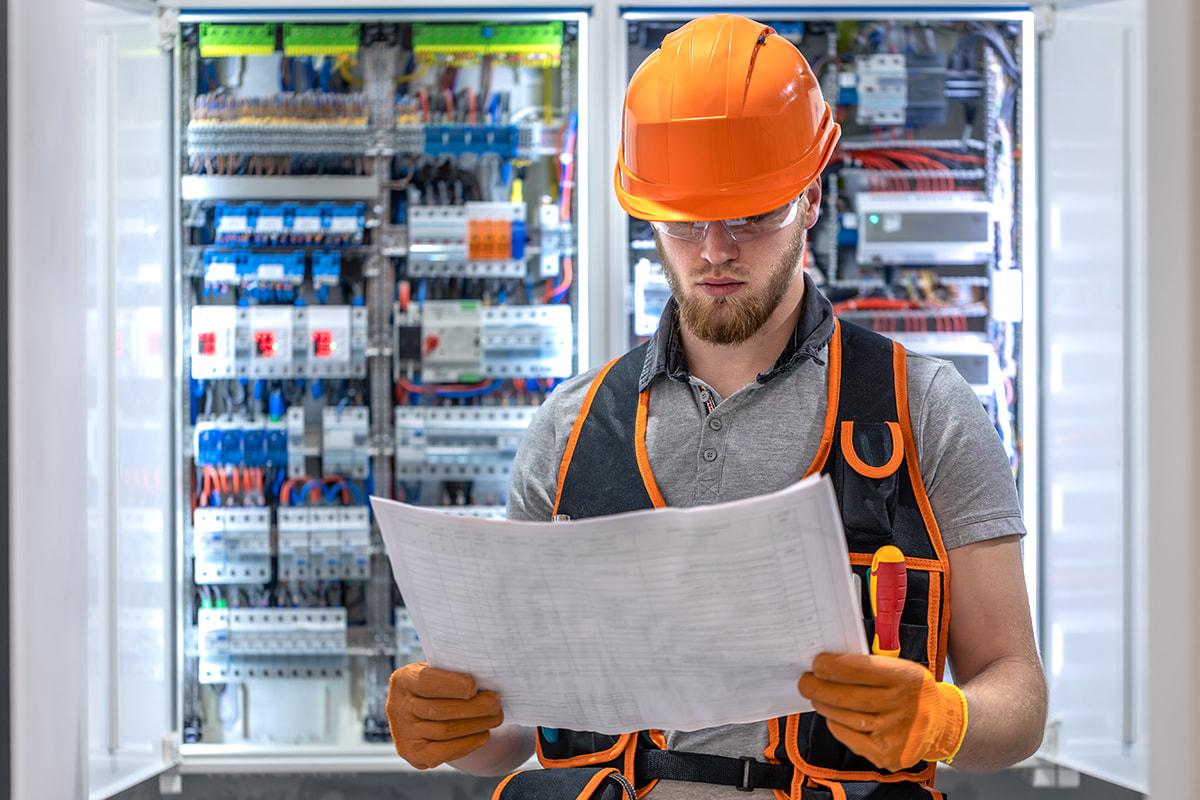 קבלן חשמל במרכז